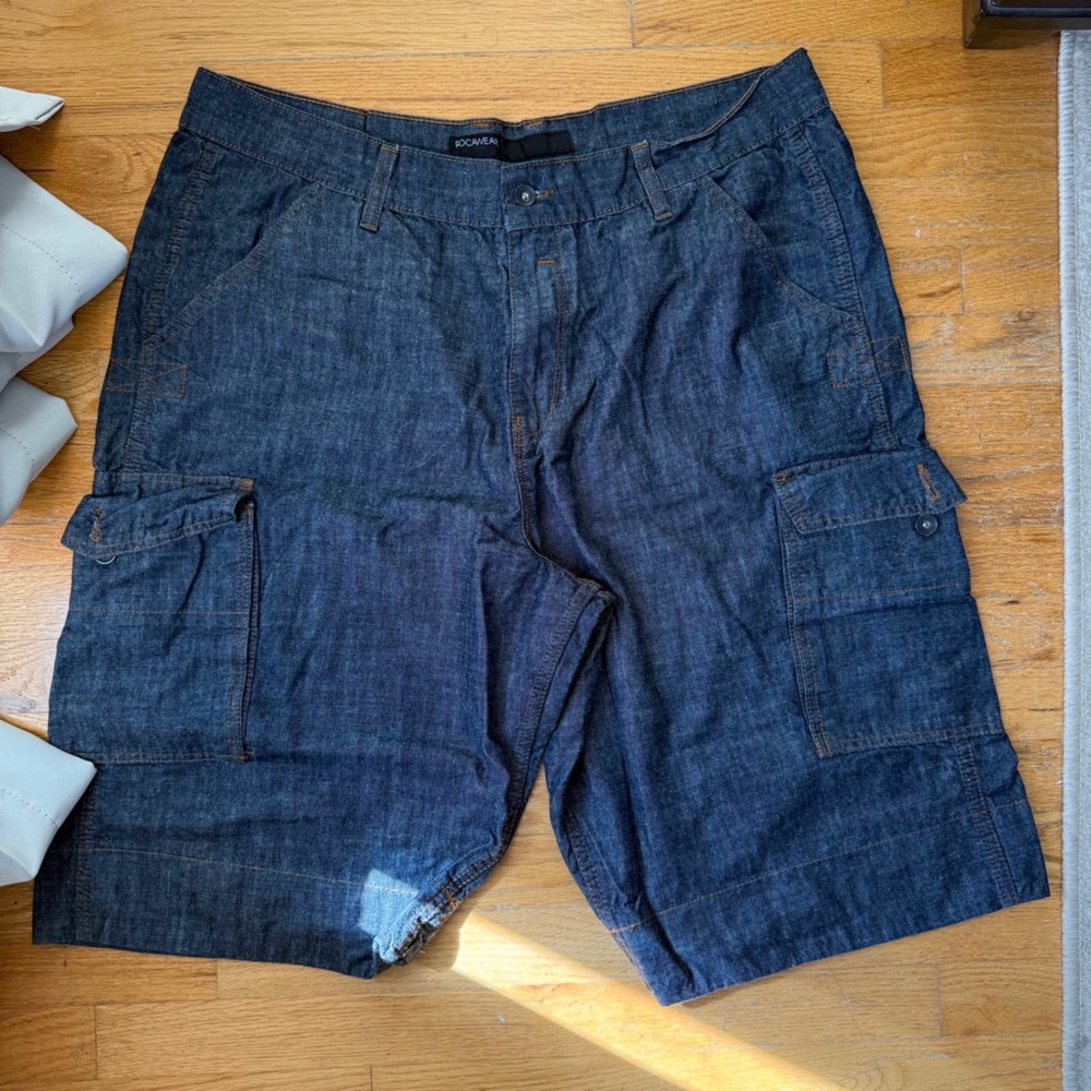 Rocawear Denim Cargo Jorts Mens W42 Baggy Y2K Hip Hop Dark Wash Shorts